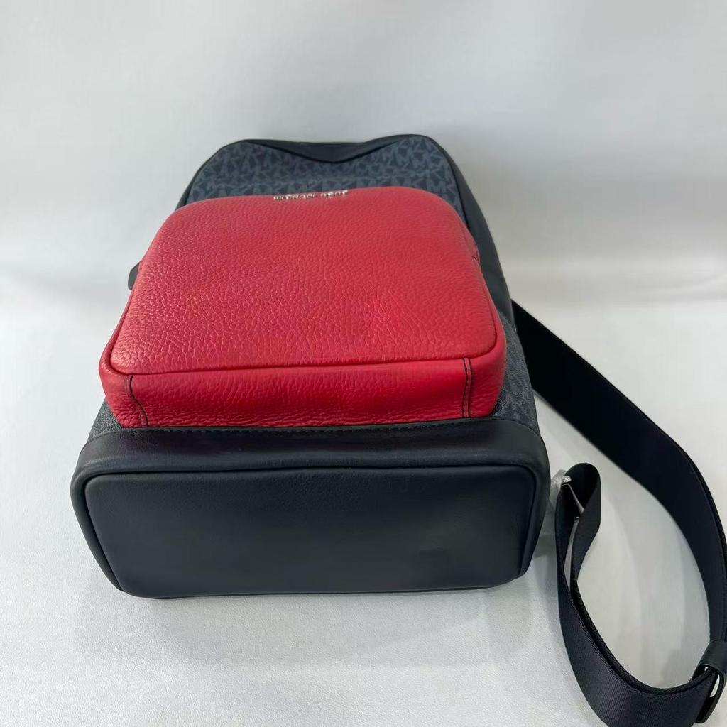 [Pre-Owned] MK Hudson Vintage Monogram Logo Color Block Crossbody Bag - Very Good #1VOGDOS