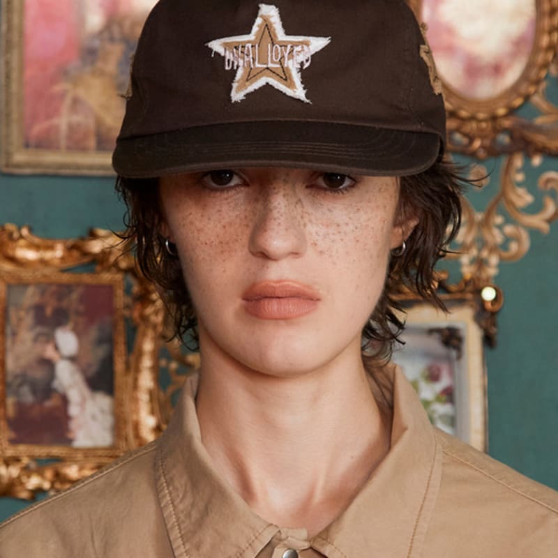 UNALLOYED LOGO STAR CAP / BROWN