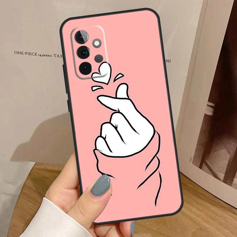 Чехол Kpop Пальцевое Сердце для Samsung Galaxy A15 A16 A17 A26 A36 A56 A55 A35 A52 A32 A12 A53 A33 A13 A14 A34 A54