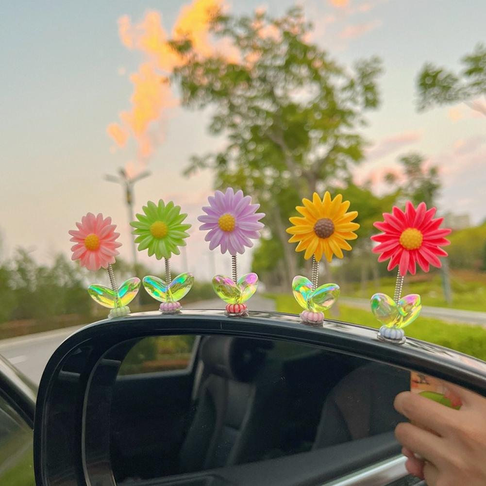 5Pcs Cartoon Car Interior Shaking Head Sunflowers Ornament Decoration with Spring Shake Head Decor Double-sided Tape