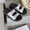 Korean Version of Casual Rhinestone Buckle Thick-soled Sandals, Niche Soft-soled Comfortable Beach Sandals with Slippers