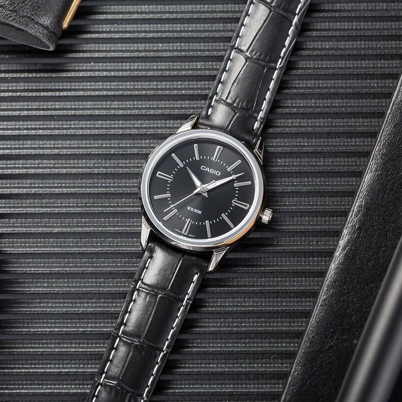 Casio Женские часы стандартной серии Черные LTP-1303L-1A LTP-1303L-1A