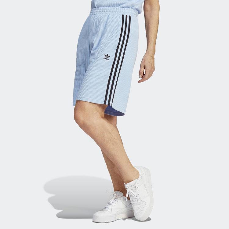 adidas Шорты-бермуды с вышитым логотипом Originals IC5449
