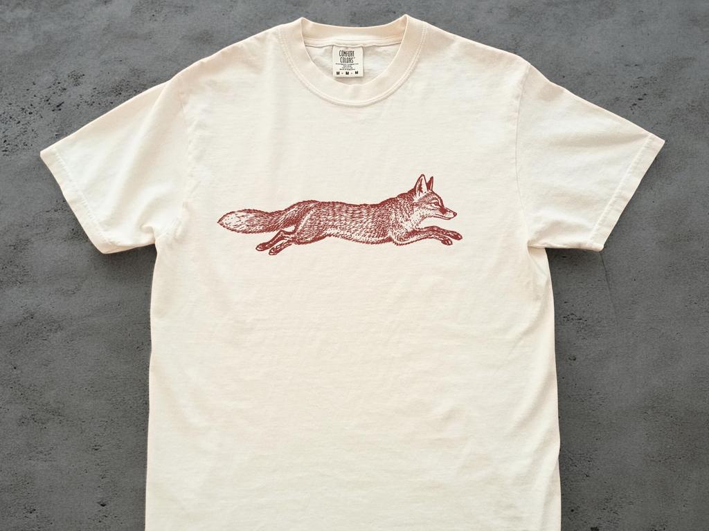 Fox Comfort Colors Tee - Gift For Animal Lovers, Tee Fox Fans, Funny Fox Running Tee, Fox Jump, Minimalistic Fox Tshirt, Wildlife Gift