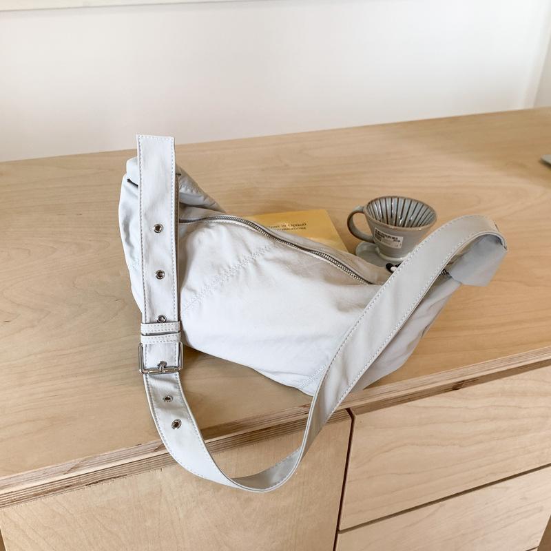 Dumpling Bag Summer New Japanese Niche Harajuku Wind Axillary Summer Bag Shoulder Bag Women's Light Lazy Wind Oblique Cross Tide Bag