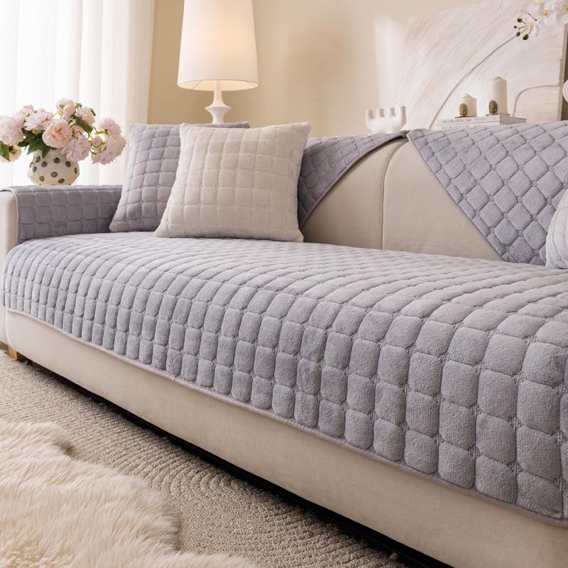 Velvet Plush Plaid Quilted Sofa Cover Super Soft Non Slip Sectional Couch Cover Fluffy Fuzzy Slipcover Furniture Protector