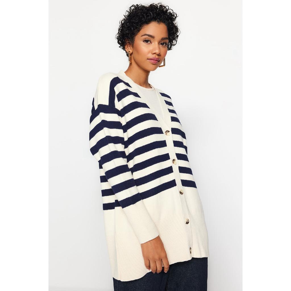 Темно-синий трикотажный кардиган в полоску с v-образным вырезом Tctaw24th00034
