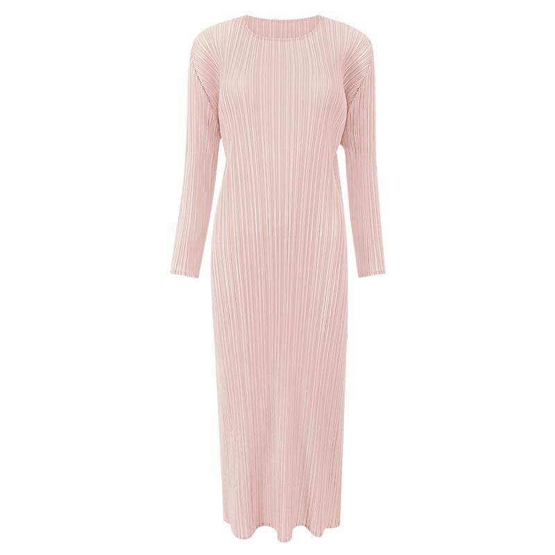 Классическое женское платье Miyake с длинными рукавами, облегающего кроя и разрезом – средней длины, однотонное, для весны и осени.
