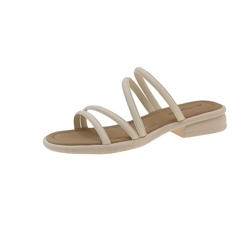 Пляжные крутые тапочки 2025 лето новая носка высококлассные нескользящие студенческие модные универсальные крутые тапочки