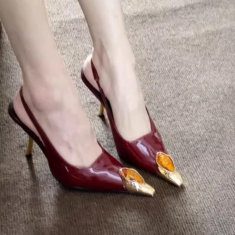 Туфли на высоком каблуке в стиле ретро с металлическим заостренным кончиком, весна-осень 2024 г., новые, тонкий каблук, лакированная кожа, легкие сандалии с пустым ртом, женские