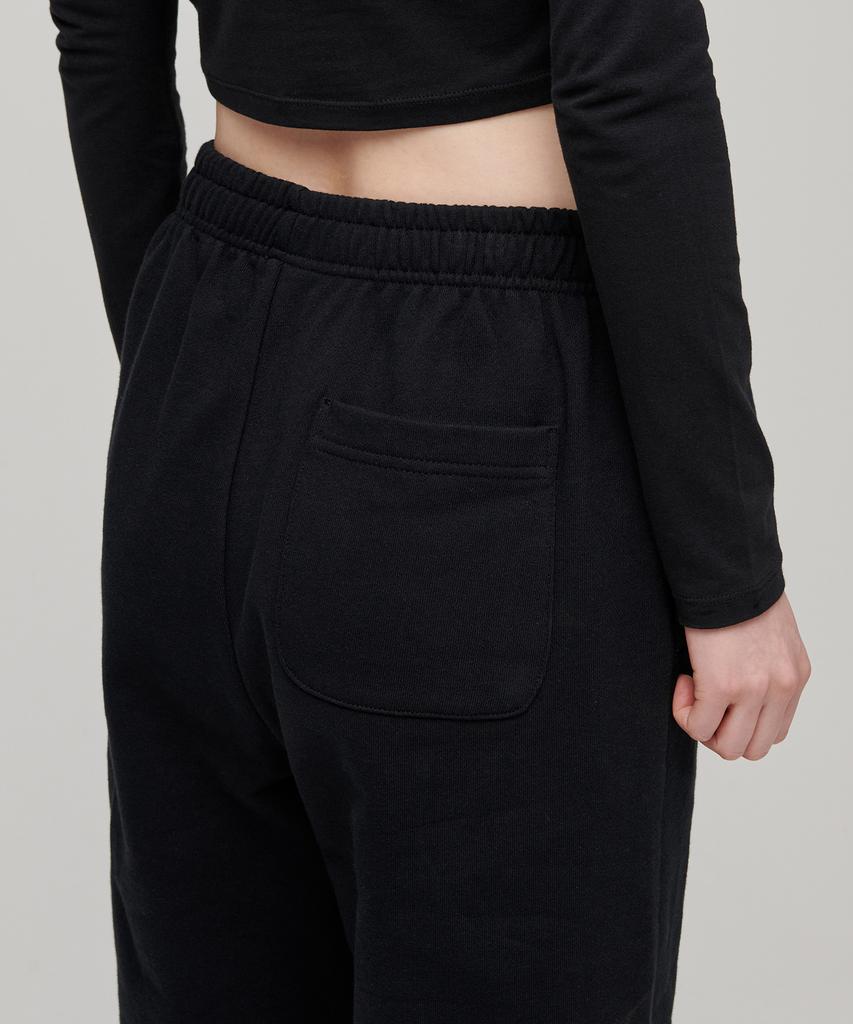 MUSINSA STANDARD WOMAN Женские укороченные спортивные штаны [Черный]
