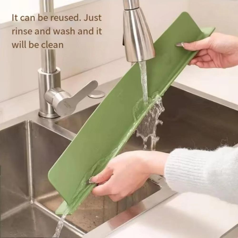 1/2pcs Silicone Sink Baffle Splash Guard Oil-Proof Kitchen Supplies Water Baffle Bar with Suction Cup Pool Sink Organizer
