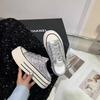 Новые роскошные тапочки на платформе, увеличивающие рост, женские дизайнерские повседневные туфли, шикарные модные удобные кроссовки для женщин, Zapatos Mujer