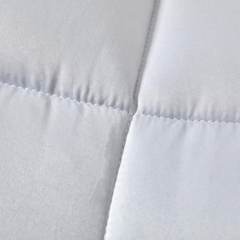 Пуховое одеяло Muji из белого гусиного пуха