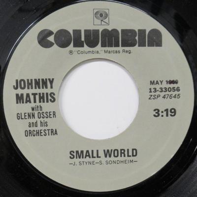 7-дюймовая пластинка JOHNNY MATHIS Small World A Certain Smile 1333056 COLUMBIA US Поп Б/у