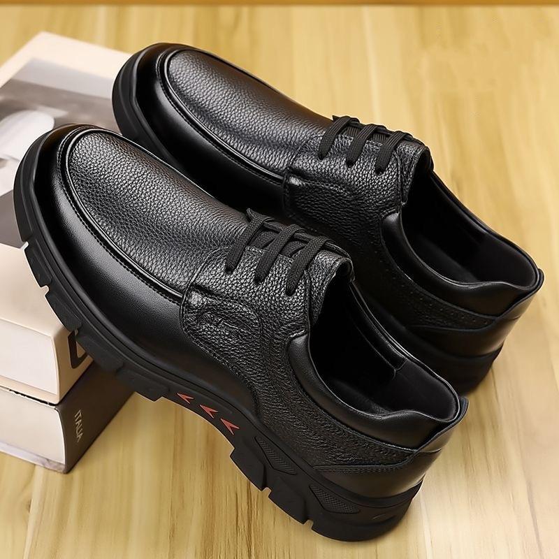 Fashion Men's New Fashionable and Simple Business Leather Shoes Men's Trendy Lace Up Styles Middle-aged Elderly Soft Soled Dad Shoes