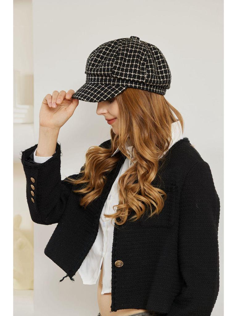 Женская ретро восьмиугольная кепка в британскую клетку: Универсальный весенне-осенний берет с широкими полями для создания непринужденного, литературного образа.