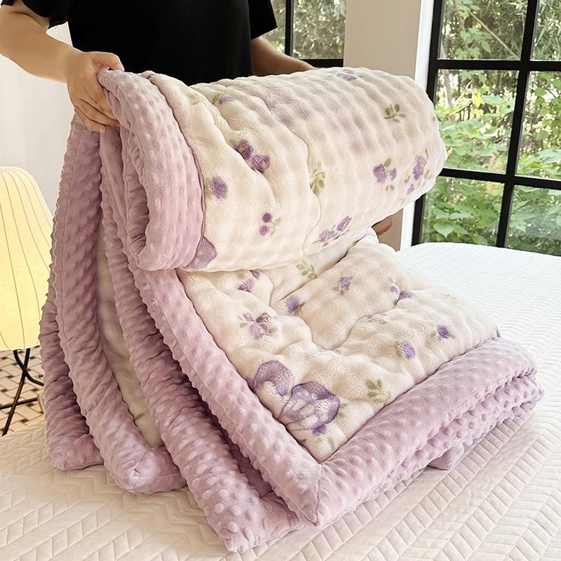 2025 Winter Imitation Rabbit Fur High-Weight Three-Layer Quilted Blanket