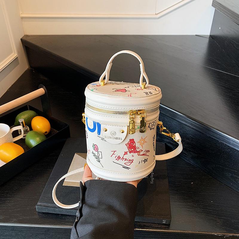 Popular Small Bag Women's Summer New Fashion Niche Messenger Bag Mini Bucket Bag