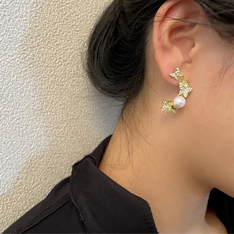 Персонализированные серьги Niche Design Sense, серьги-гвоздики с бриллиантами в виде бабочек, серьги Ins Sweet Temperament