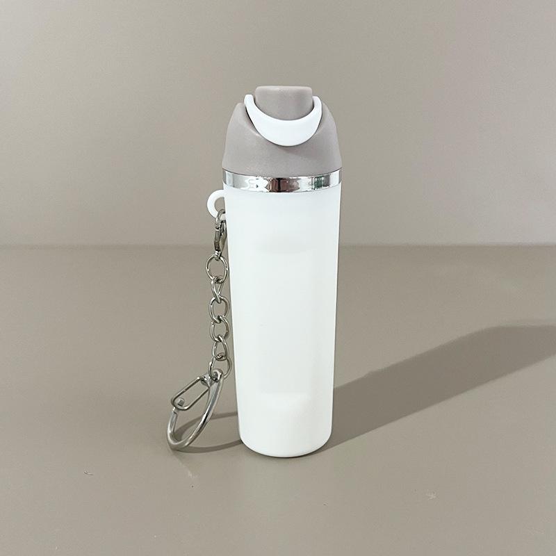 Брелок в виде кубка Ледяного Короля: Универсальный кулон Stanley для помады или крепления к рюкзаку