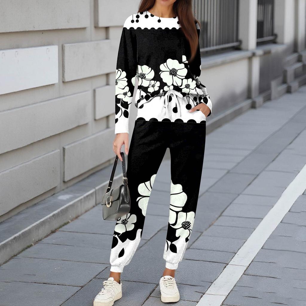 Комплекты для женщин из 2 предметов: футболки с круглым вырезом и длинным рукавом, принтованные спортивные брюки с карманами