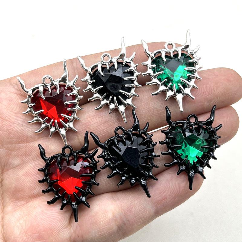 Инопланетное ожерелье с кулоном из стразов: Готический панк-стиль для мужчин и женщин