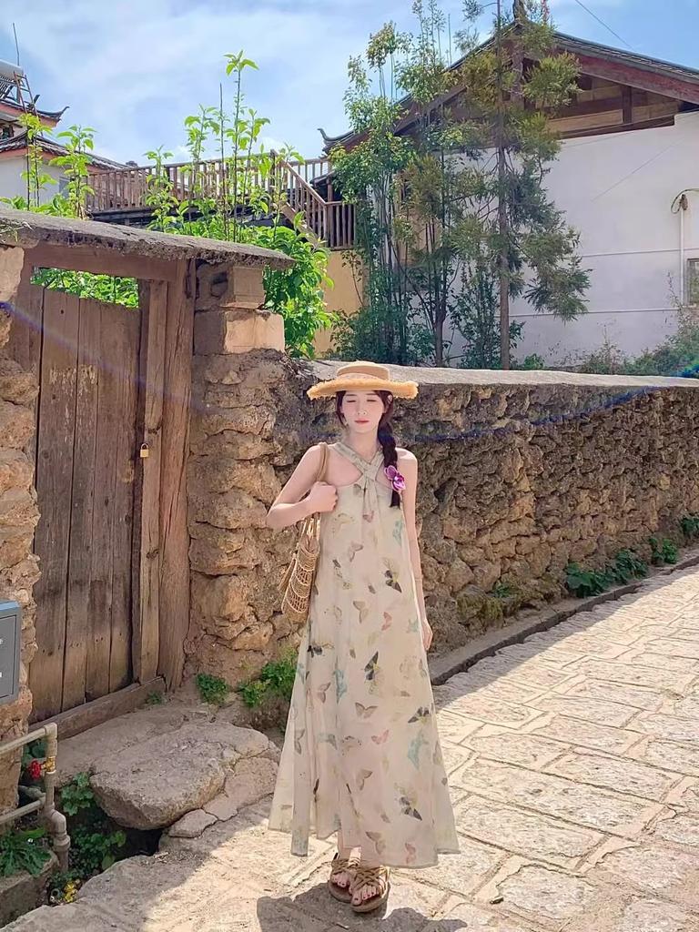 Coffee Break French Gentle Wind Neck Dress Seaside Holiday Design Niche Butterfly Printing Pure Desire Beach Dress