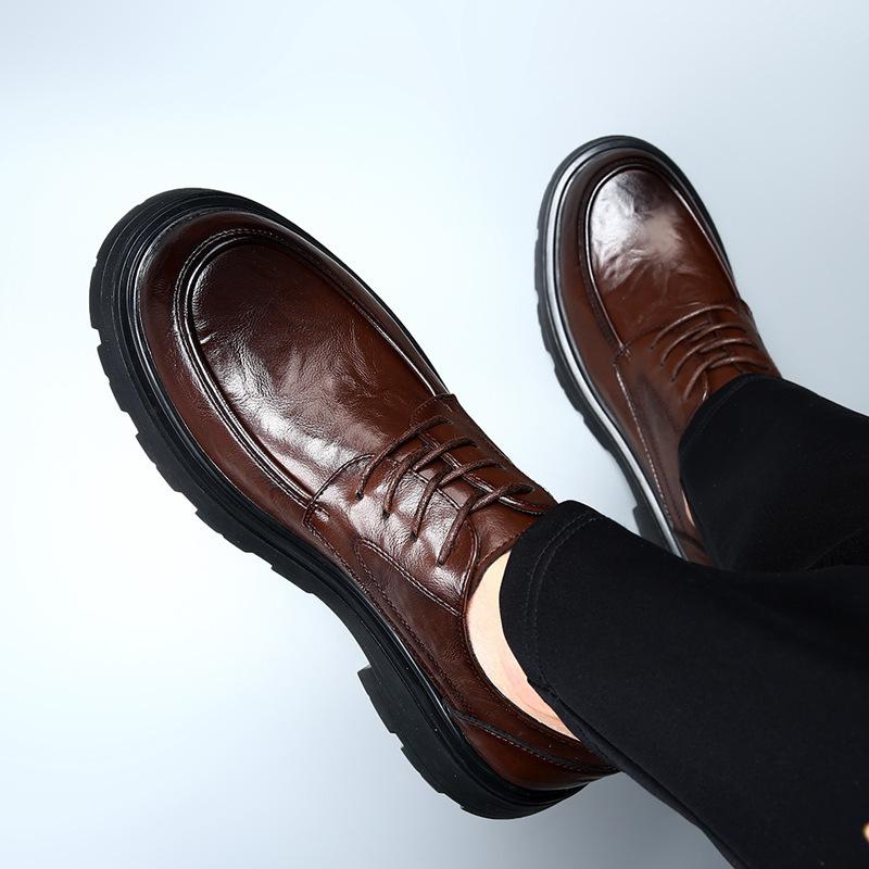 2025 весна новая мужская обувь кожаная высококлассная черная увеличивающая рост кожаная обувь британская дышащая деловая платьев обувь с большой головой