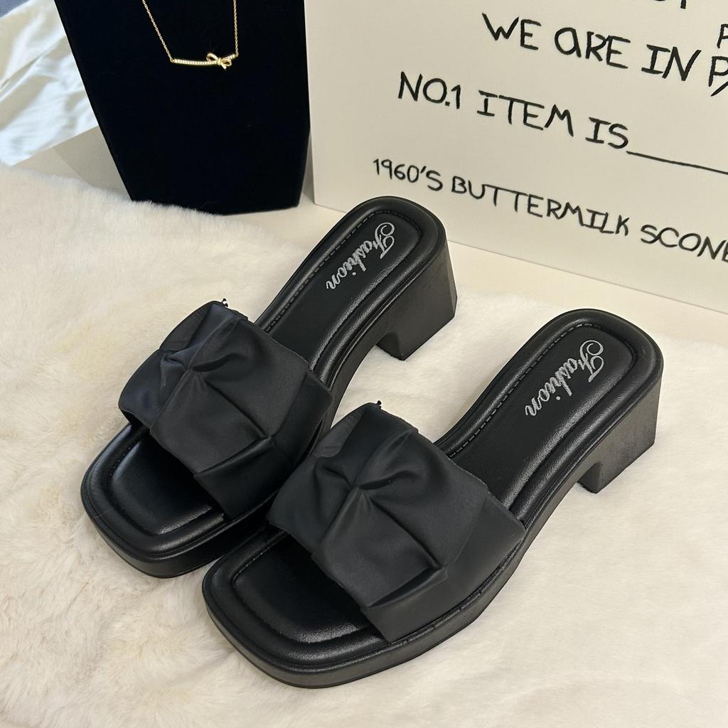 Женские летние сандалии на массивном каблуке из Юго-Восточной Азии: Универсальная пляжная одежда для улицы