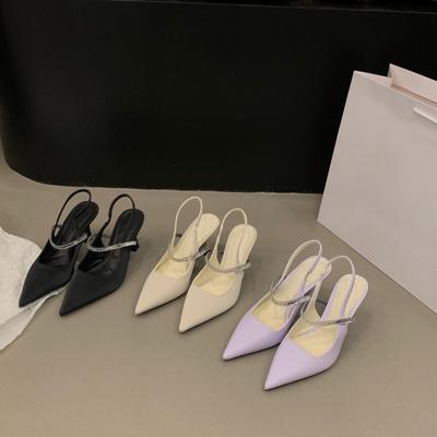 Французский темперамент светская сумка голова сандалии фея обувь 2025 новый весна и лето остроносые одинарные туфли черные высокие каблуки