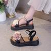 Small fresh and sweet pearl flower sandals women's 2024 summer new thick-soled versatile one-word open-toed student beach shoes