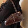 Retro British Wind Locomotive Bag Women's 2025 Autumn and Winter New Trendy Fashion Niche Underarm Bag Rivet Baguette Bag