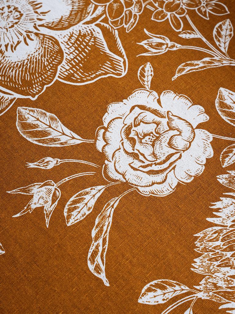 Elegant European Style Dining Tablecloth with Tassel for Living Room Kitchen Non-Slip Beautiful Luxury Floor Mat for Table