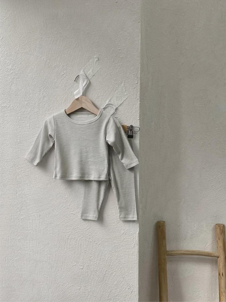 Осенний детский пижамный комплект: Эластичный, удобный, грубый пит-стиль для мальчиков и девочек