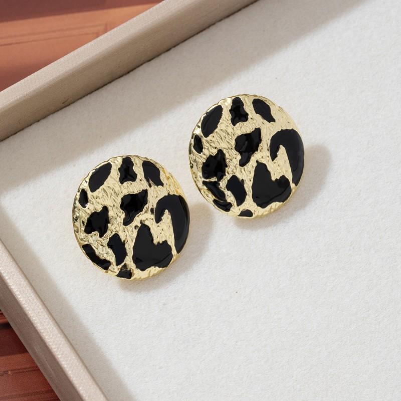 Vintage Unique Leopard Print Square Round Heart Shaped Earrings Women Texture Enamel Geometric Stud Earrings Jewelry