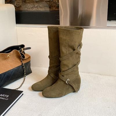 Женские ботинки на внутренней платформе, новые осенние, ретро, универсальные, на шнуровке, с пряжкой-ремнем, облегающие, высокие ботинки-рыцари