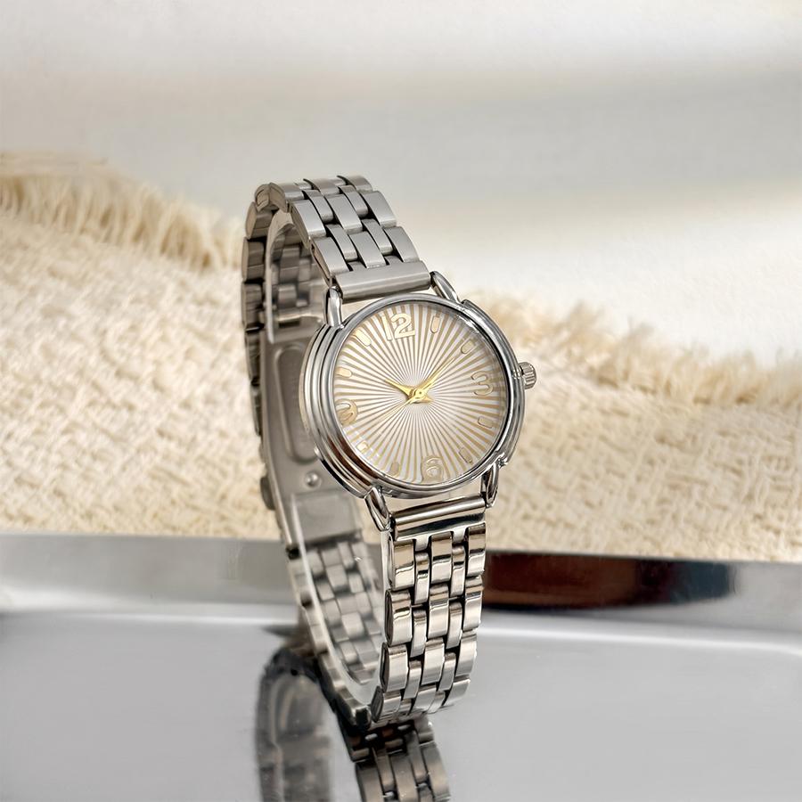 Gold Watch for Woman: Round Sunburst Dial Stainless Steel Strap Light Luxury Wrist Watch