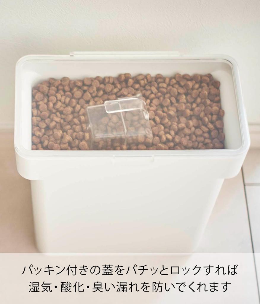 Yamazaki Jitsugyo герметичный мешок для хранения корма для домашних животных 3 кг с мерным стаканом, белая крышка W28 xx, контейнер для хранения корма Tower Food Stocker 5613, прибл.. Д16.5