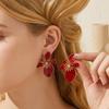 Серьги-цветы из горячего розового мраморного эмали с золотой отделкой. Шикарный дизайн для свадебной вечеринки, повседневной носки