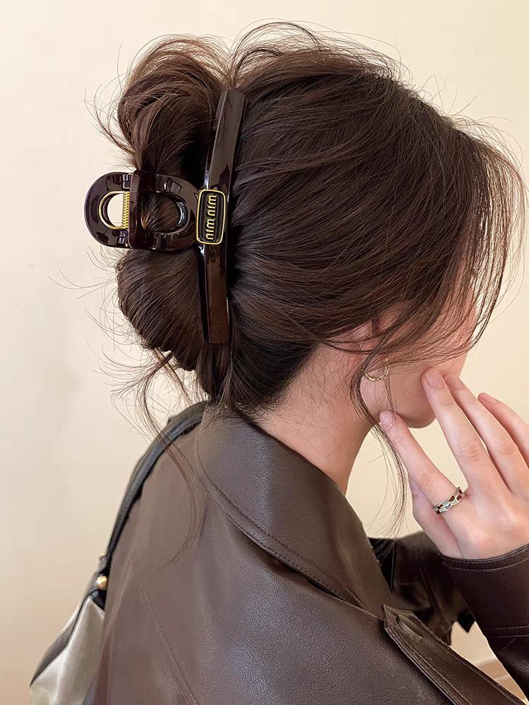 Шоколадно-коричневый высококлассный зажим-краб для волос, зажим-акула для женщин - новый аксессуар для волос 2025