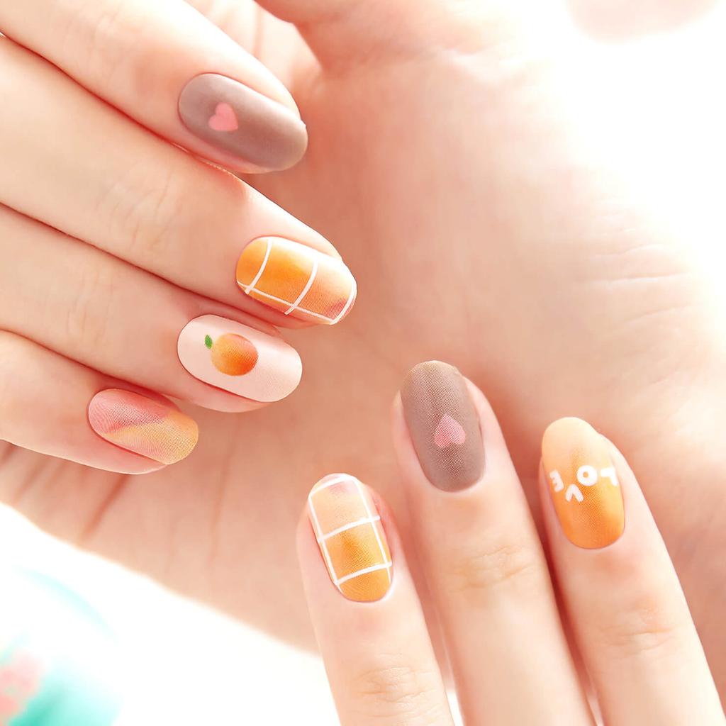 Теплые тона наклейки для ногтей 24 шт. | Самоклеящиеся полоски, Микс карамели и клетки, Быстрый 5-минутный маникюр