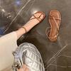 Vintage Square Head Cross-strap Toe Sandals Women's Summer 2025 New Beach Strap Flat Toe Shoes