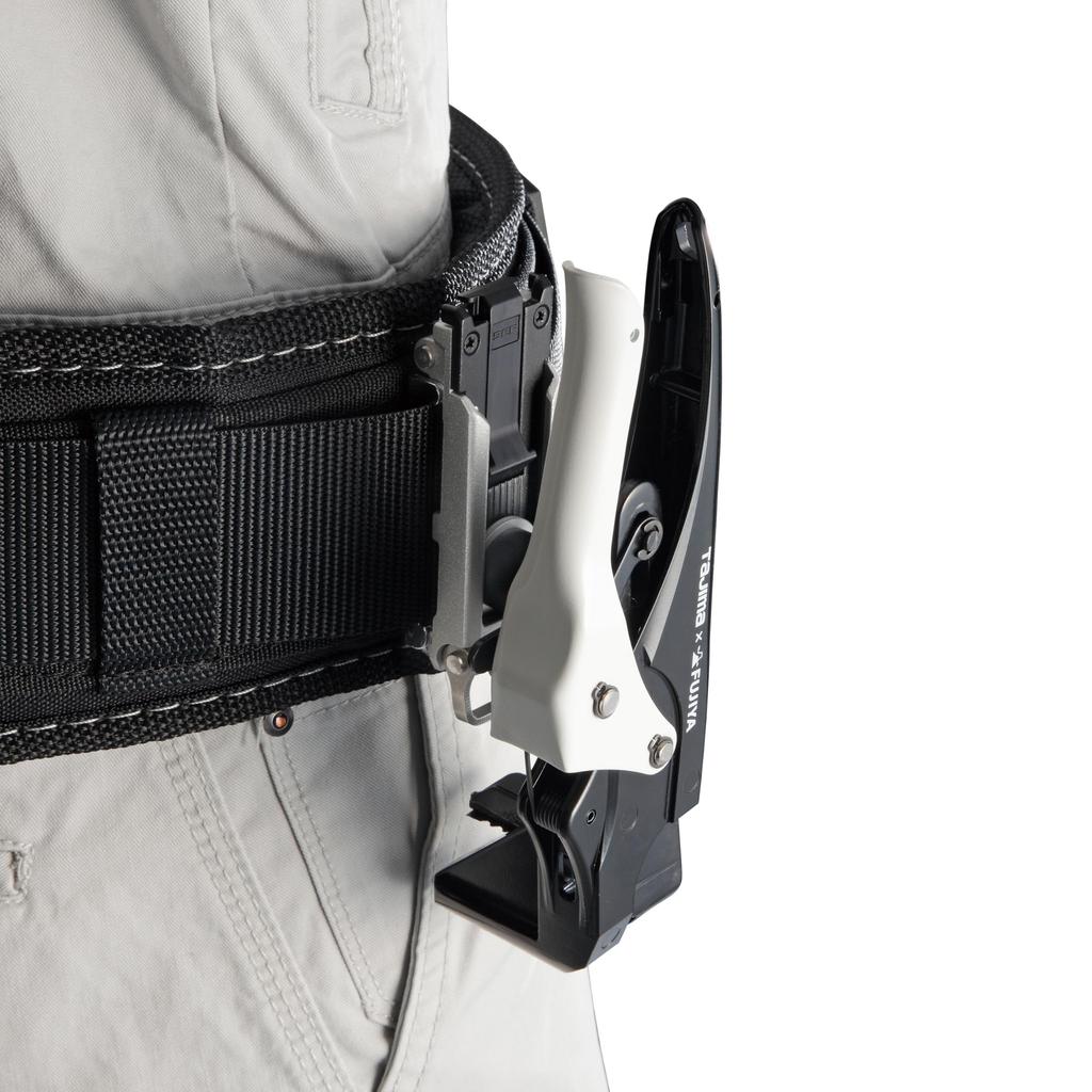 Tajima Safe System Safe VA Wire Stripper Comes with a Safe Hook That Can Be Worn Around the Easily Strip VA Wire by Simply Gripping the Strips VVF