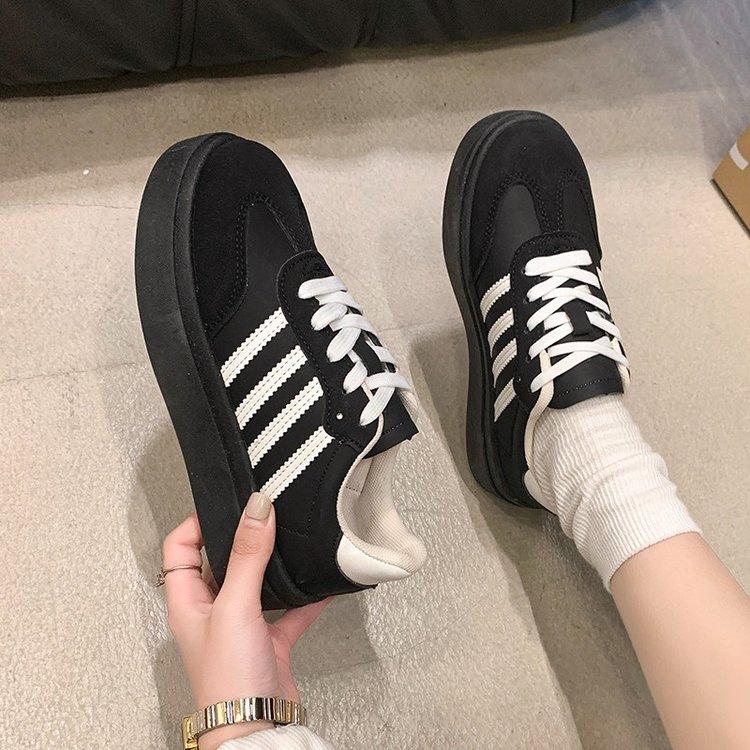 Niche German кроссовки женские весна 2025 новые кожаные белые туфли мягкая подошва женская обувь повседневные спортивные кроссовки плоская подошва