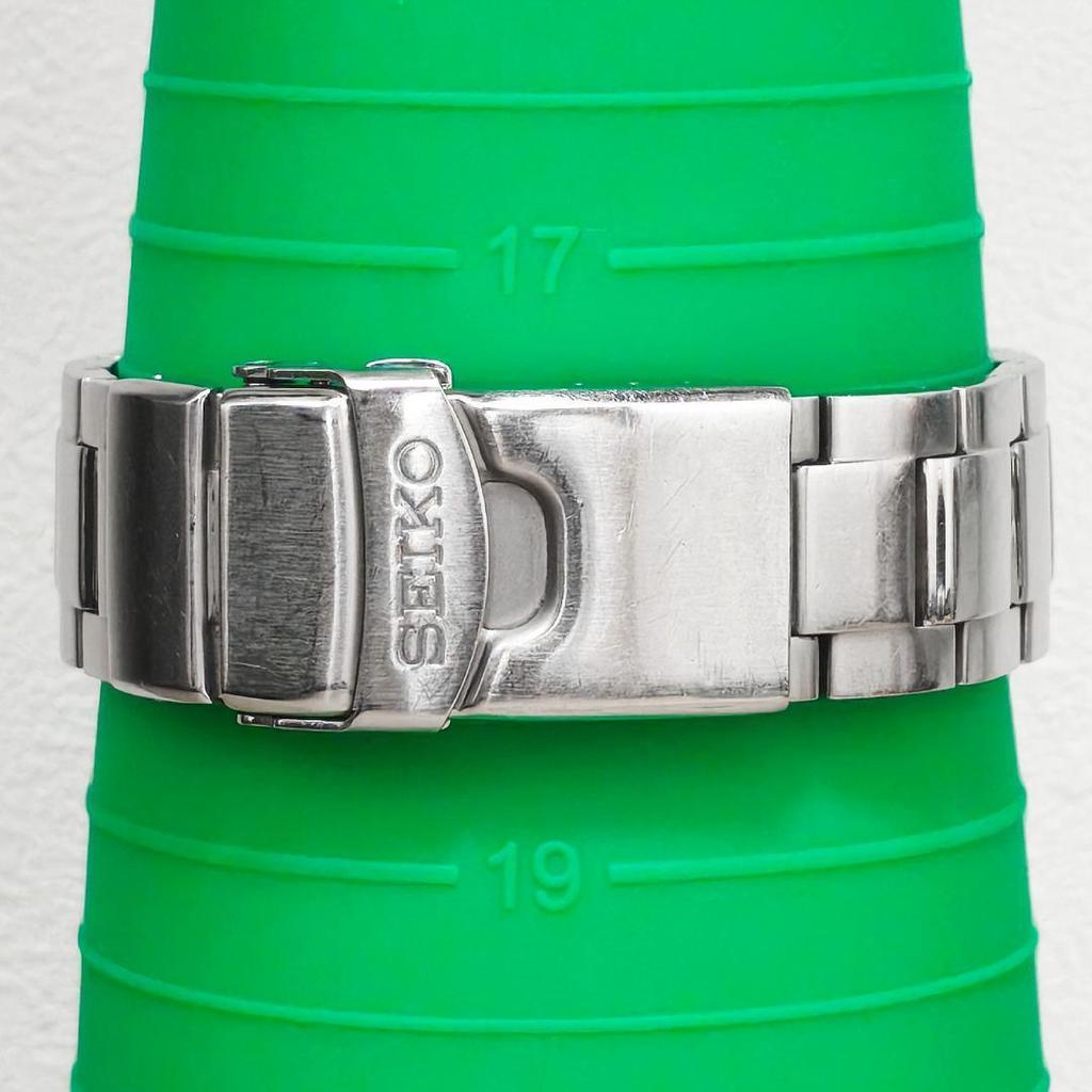 Отличное состояние SEIKO PROSPEX Diver Scuba Solar SBDJ051 Черный черный нержавеющая сталь 200м водозащита V157-0DP0 циферблат, сталь, устойчивые.