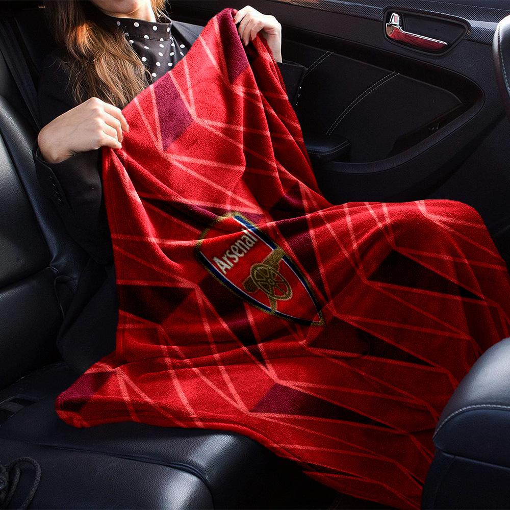 Arsenal Football Club Crest Flannel Blanket, Soft Polyester, Modern Design, All-Season for Camping, Travel, Gifts for holidays or birthdays
