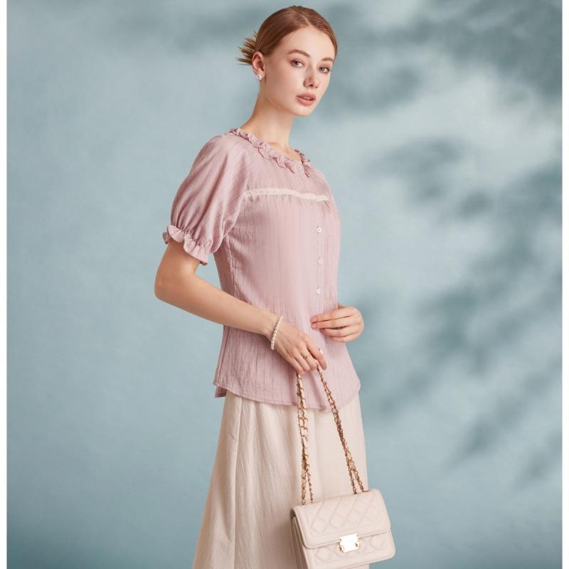 Casual Style Fashionable Bubble Sleeves with Linen Shirt for Women