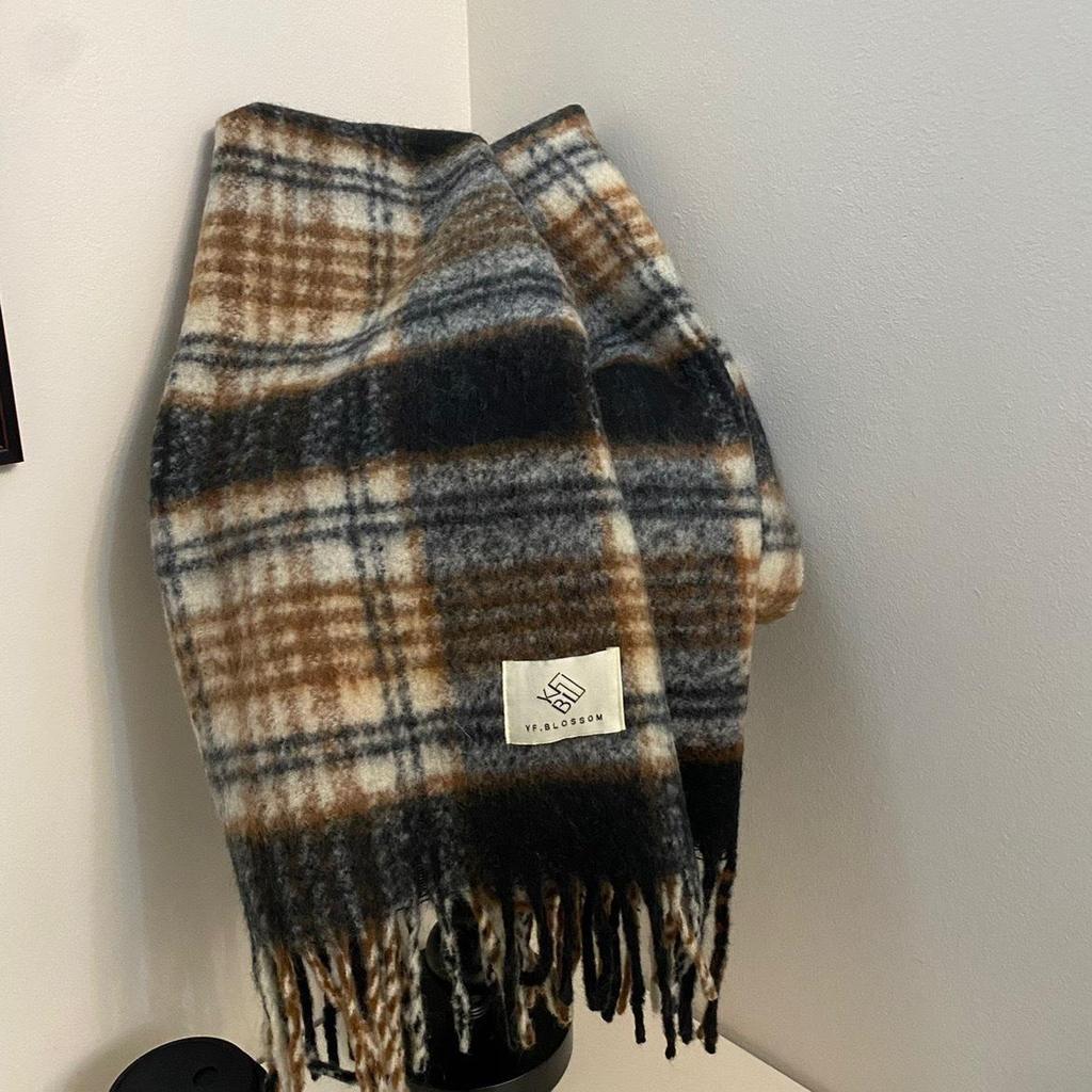 Korean-Style Plaid Cashmere-Inspired Scarf: Warm, Versatile Winter Shawl for Women