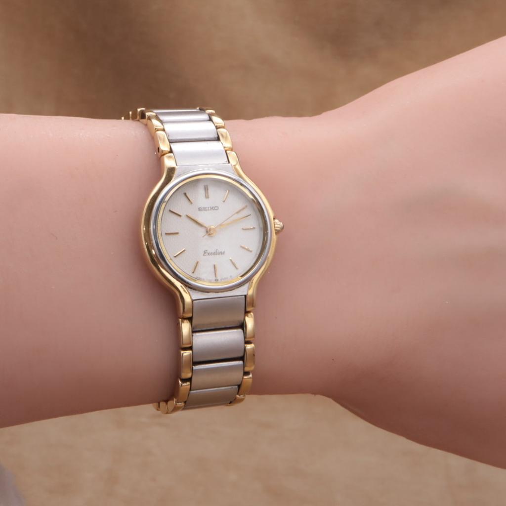 SEIKO Exceline Exceline Женские Кварцевые 24 мм Модель 1989 года Батарея Подсветка Чистка Завершены CH368 7321-0520 Заменены, [6-месячная гарантия]